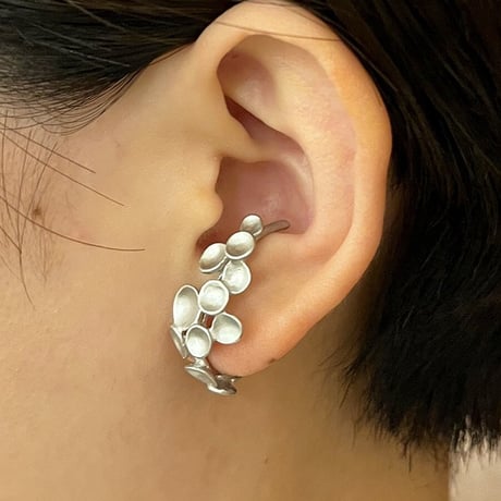 satela  小さい水草 イヤーカフ EC-CMK-01B 両耳販売