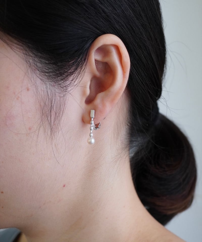 ハニーフラットですm(_ _)m ピアス2点です satela ハーモニー ピアス・イヤリング P-HM-51B | デコレイト