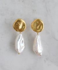 【耳飾り展 期間限定商品】satela 水面×淡水パールのピアスorイヤリング mks-26-03