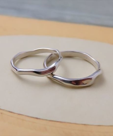 結婚指輪　MC-1103s-K18YG ダイヤ5石 と MC-1103