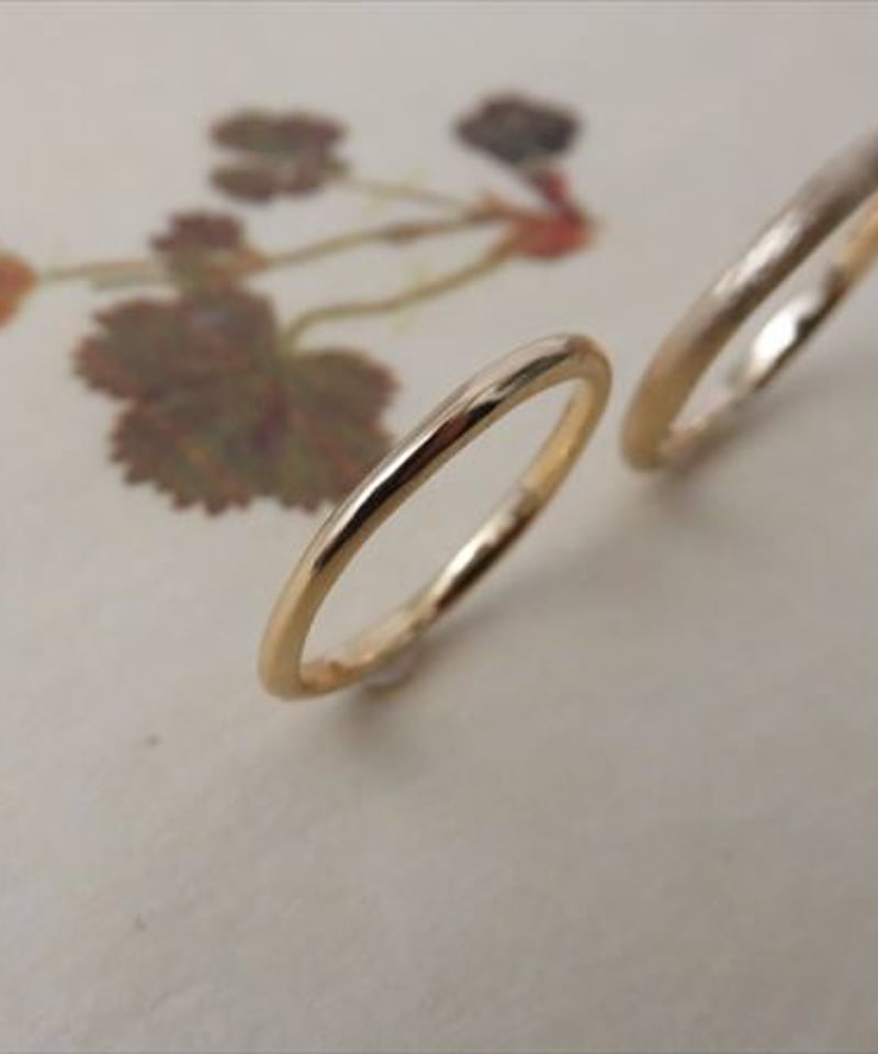 結婚指輪 MK-1313s-K18YG と MK-1313-K18YGつや消し加工 | デコレ