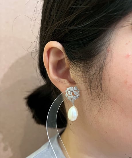 【耳飾り展 期間限定商品】satela 泡×淡水パールのピアスorイヤリング mks-26-36