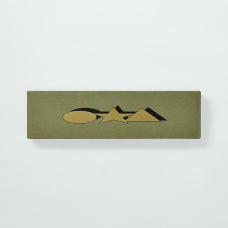 YUI TAKADA〈PEN CASE〉（12TYPES）