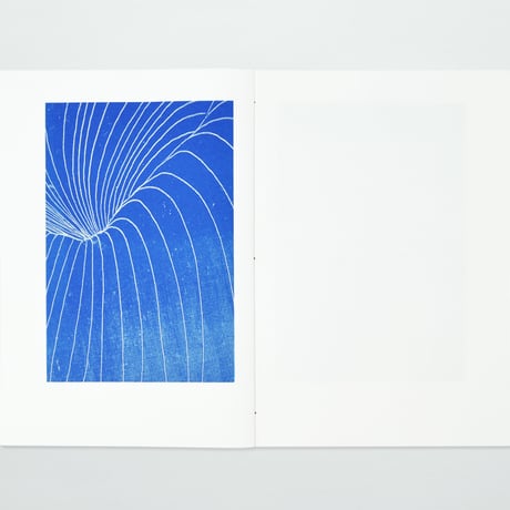 BIENVENUE STUDIOS〈LISTEN TO THE WATER〉