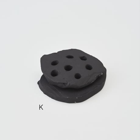 TÜLAY KULBAY〈 PEN STAND 〉