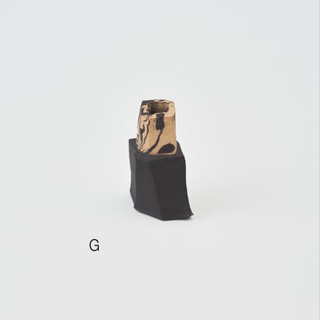 TÜLAY KULBAY〈 PEN STAND 〉