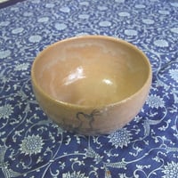 美品 色鍋島 伊万里焼 市川翠子 翠峯 蟠桃 桃 額皿 大皿 31cm 美品 色鍋島 伊万里焼 市川翠子 翠峯 蟠桃 桃 額皿 大皿 31cm
