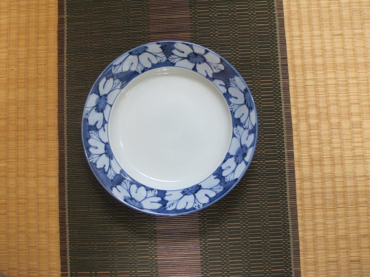 有田焼・しん窯(青花)・藤井陽滋・花濃甲型7寸スープ皿 有田焼・しん窯(青花)・藤井陽滋・花濃甲型7寸スープ皿
