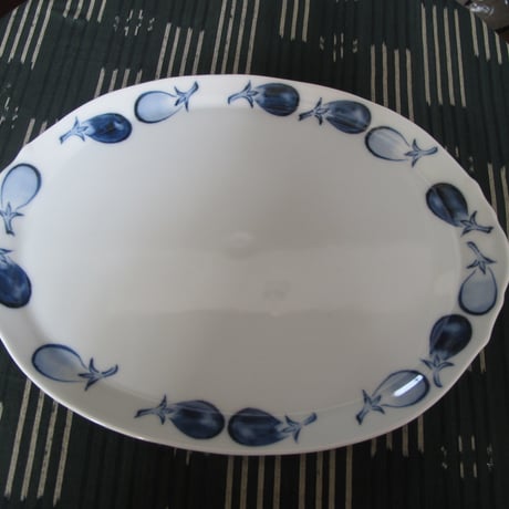 伊万里陶苑 | STORES