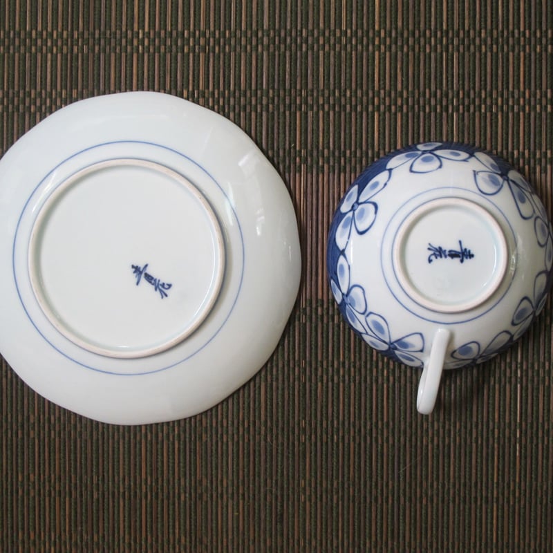 有田焼・しん窯（青花）・匠シリーズ・花つなぎC/S | 肥前陶磁