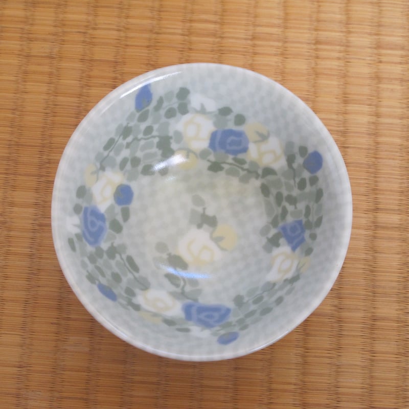 彩磁練上草場勇次作 艸窯 有田焼ぐい呑