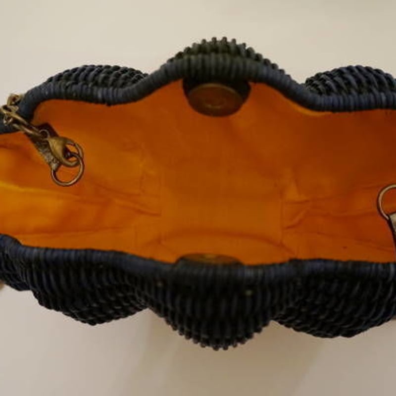 kayu シェル型 クラッチ バッグ 