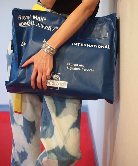 再入荷♡"U.K. Royal Mail" Special Delivery Bag