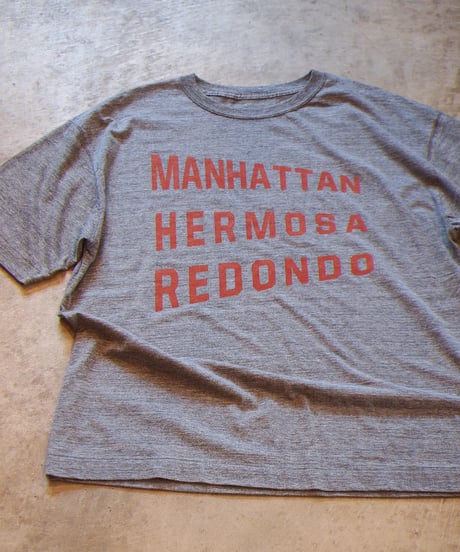 "THE DAY ON THE BEACH"Short Sleeve Tee