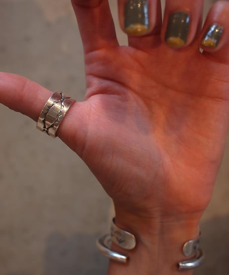 "NAVAJO" Silver Stampwork Ring