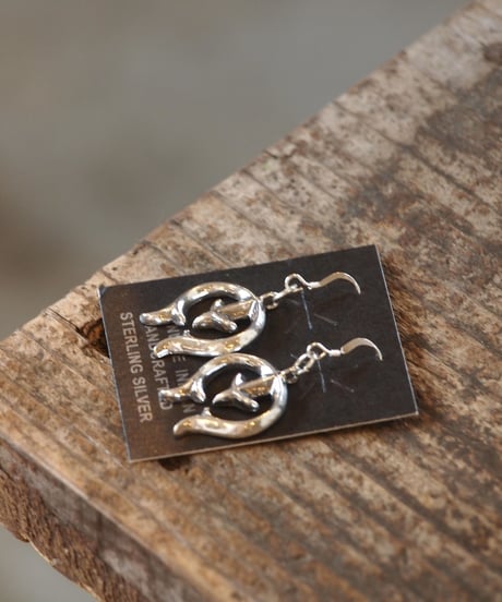 "NAVAJO" Silver Naja Pierce