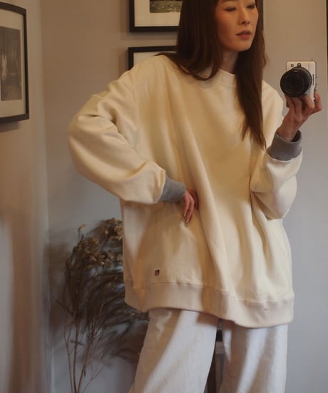 "MODEM DESING"Tow Tone Sweat