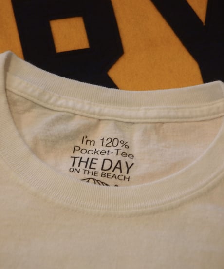 "THE DAY ON THE BEACH" Short Sleeve Pocket Tee