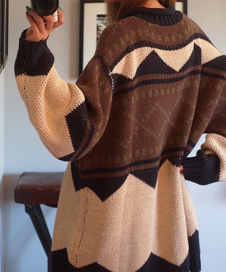 "MODEM DESIGN" Low Gage Role Neck Cotton Knit
