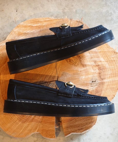 "MANABU" Bitch Vila Nubuck Fat Sole Tassel Loafer