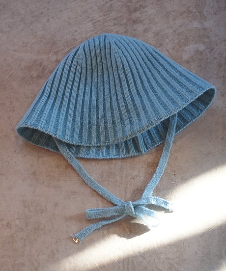 "odds" Knit Lib Hat