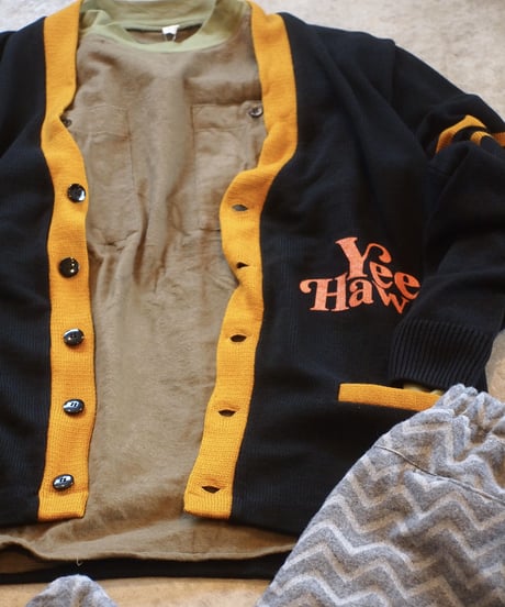 "THE DAY ON THE BEACH" Lettered Cardigan