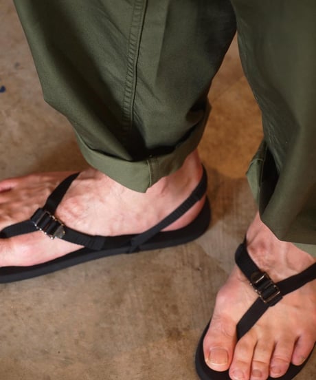 "SUBLIME" BASIC STRAP SANDAL