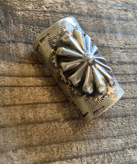 "NAVAJO Jewelry"Pony Hook