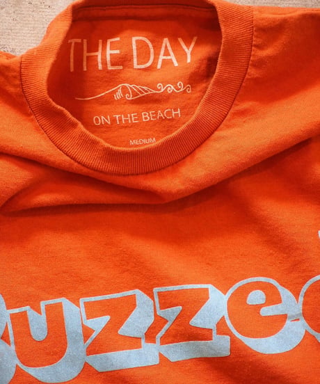 "THE BEACH ON THE BEACH" Short Sleeve Tee