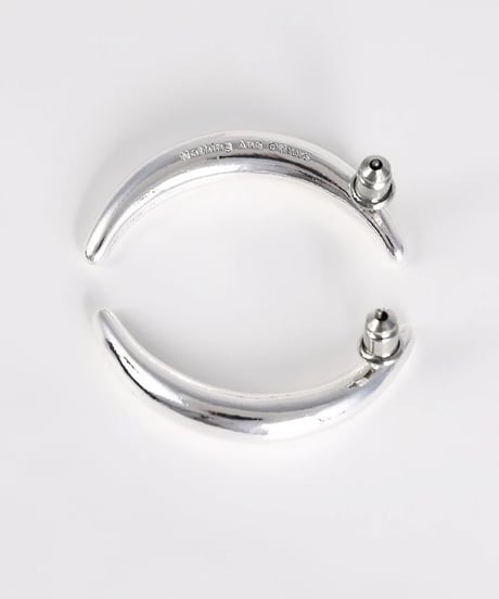 "Nothing And Others" Plump Motif Pierce