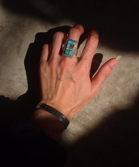 "NAVAJO JEWELRY"Rectangle Ring