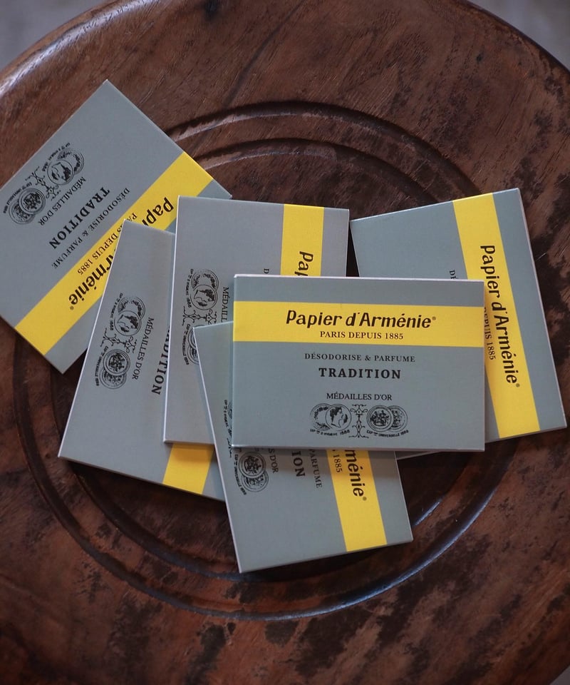 Papier d'Arménie(パピエダルメニイ)