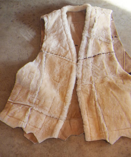 "Nasngwam"IGLOO MOUNTAIN VEST