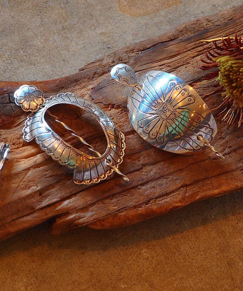 Navajo スタンプワーク のかんざしタイプ インディアンジュエリー