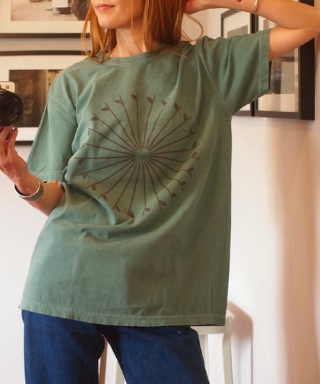"THE DAY ON THE BEACH" Short Sleeve Tee