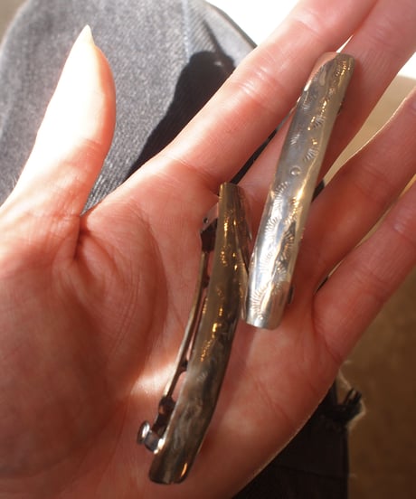 "NAVAJO" Stamp Work Silver Barrette