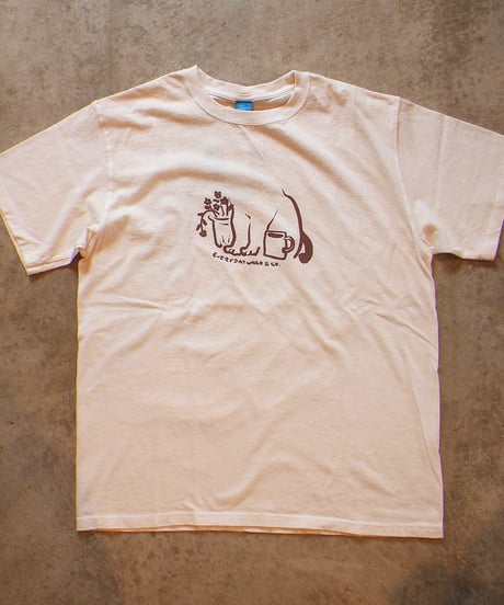 "GOOD ON"Daily With Cat Short Sleeve Tee