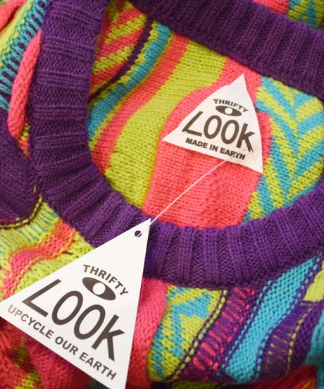 "THRIFTY LOOK" 3D Knitting B Sweater