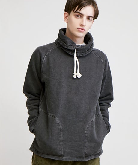 "GOOD ON" Roll Neck Sweat