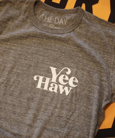 "THE DAY ON THE BEACH" Short Sleeve Tee(Yee Haw)