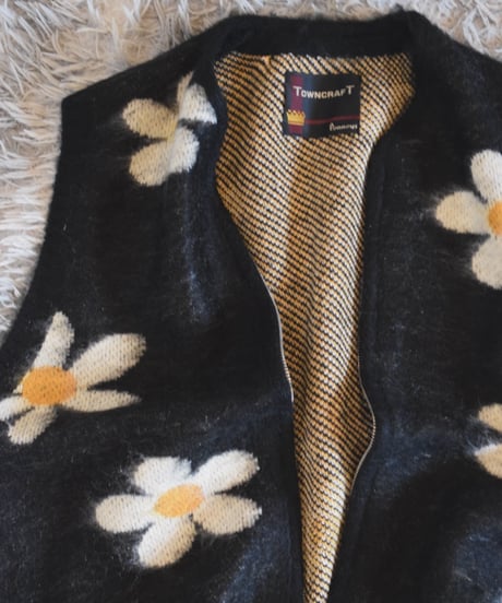 "TOWN CRAFT" SHAGGY PATTERN ZIP KNIT VEST