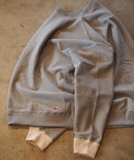 "MODEM DESING"Tow Tone Sweat