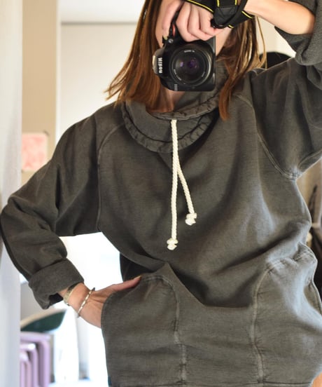 "GOOD ON" Roll Neck Sweat