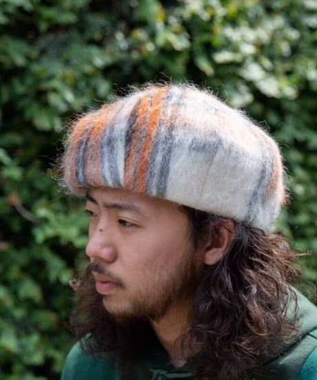 "Nasngwam" CURT BERET