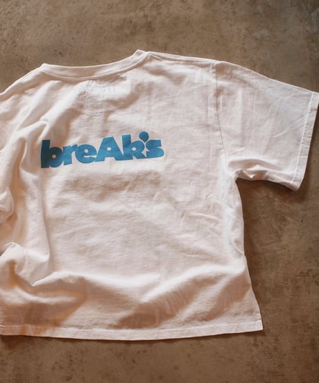 "THE DAY ON THE BEACH" Short Sleeve Tee