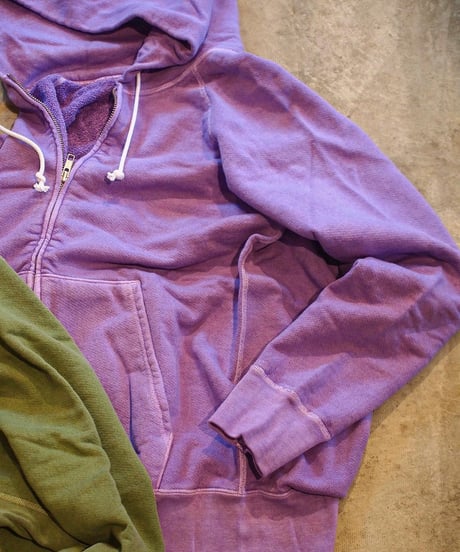 "GOOD ON"Raglan Zip Hood Sweat