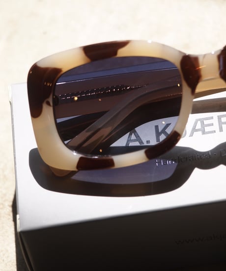 "A.KJAERBEDE" Sunglasses[SALO]