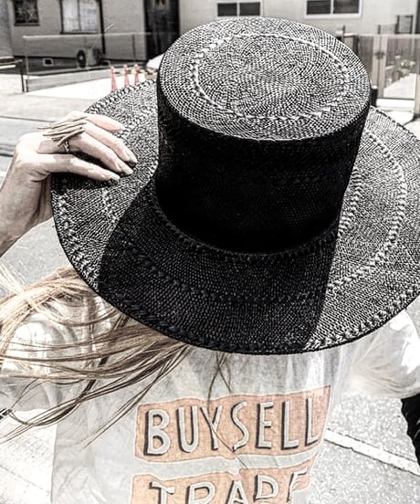 " P cnq" HAT