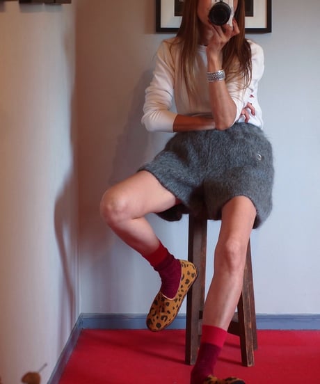 "RUMBLE RED"Far Short Pants