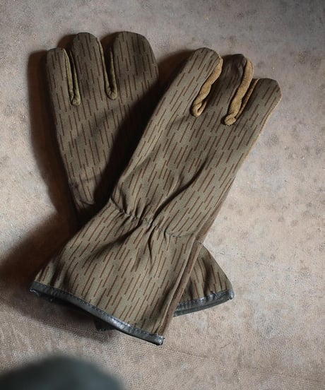 DEAD STOCK !! "EAST GERMAN ARMY" Mitten